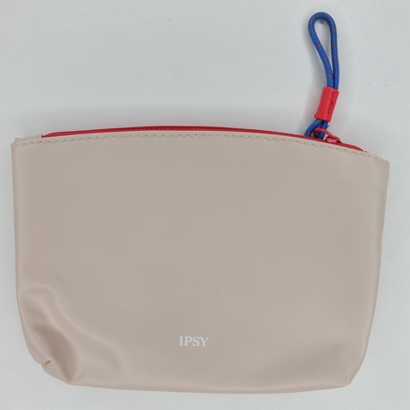 5/$25 Ipsy Confidence Comes From Within Makeup Bag - Picture 3 of 5